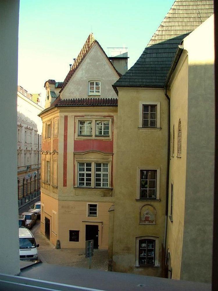 Residence Týnská Praga Habitación foto